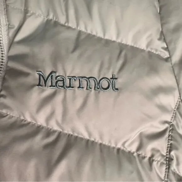 Marmot Montreal Women's 700 Down Puffer Coat - Glacier Grey | Size M - Picture 11 of 13